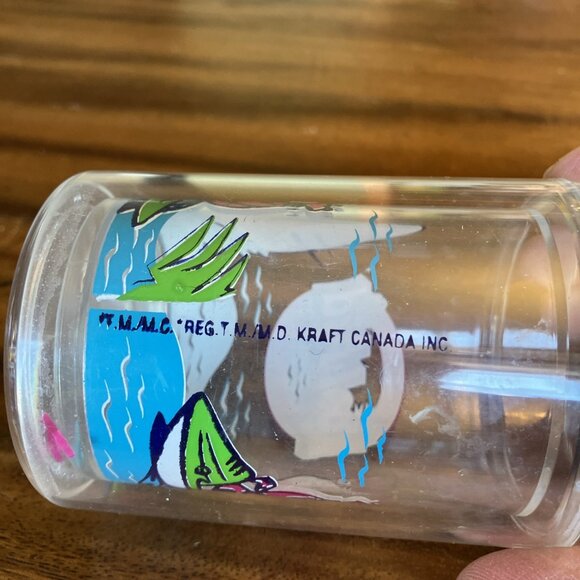 Vintage Kool-Aid Island Twist Tornado Tropical Canada Exclusive Plastic Cup - Picture 7 of 8